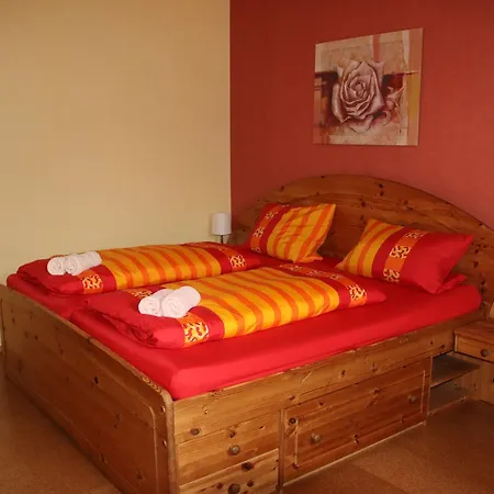 Guest house Roehrig Hirzenach