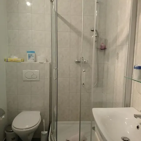 Roehrig Guest house 3*